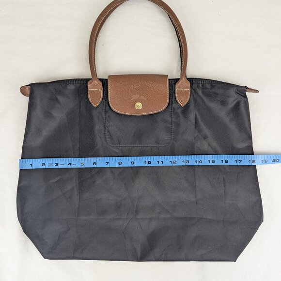 Authentic Longchamp Nylon Shoulder Handbag Black – Le Pliage Style, Must See! - Picture 12 of 14